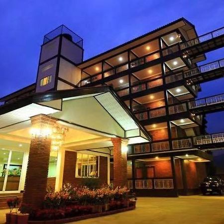 Rimtara Residence Patan Chiang Mai Exterior foto