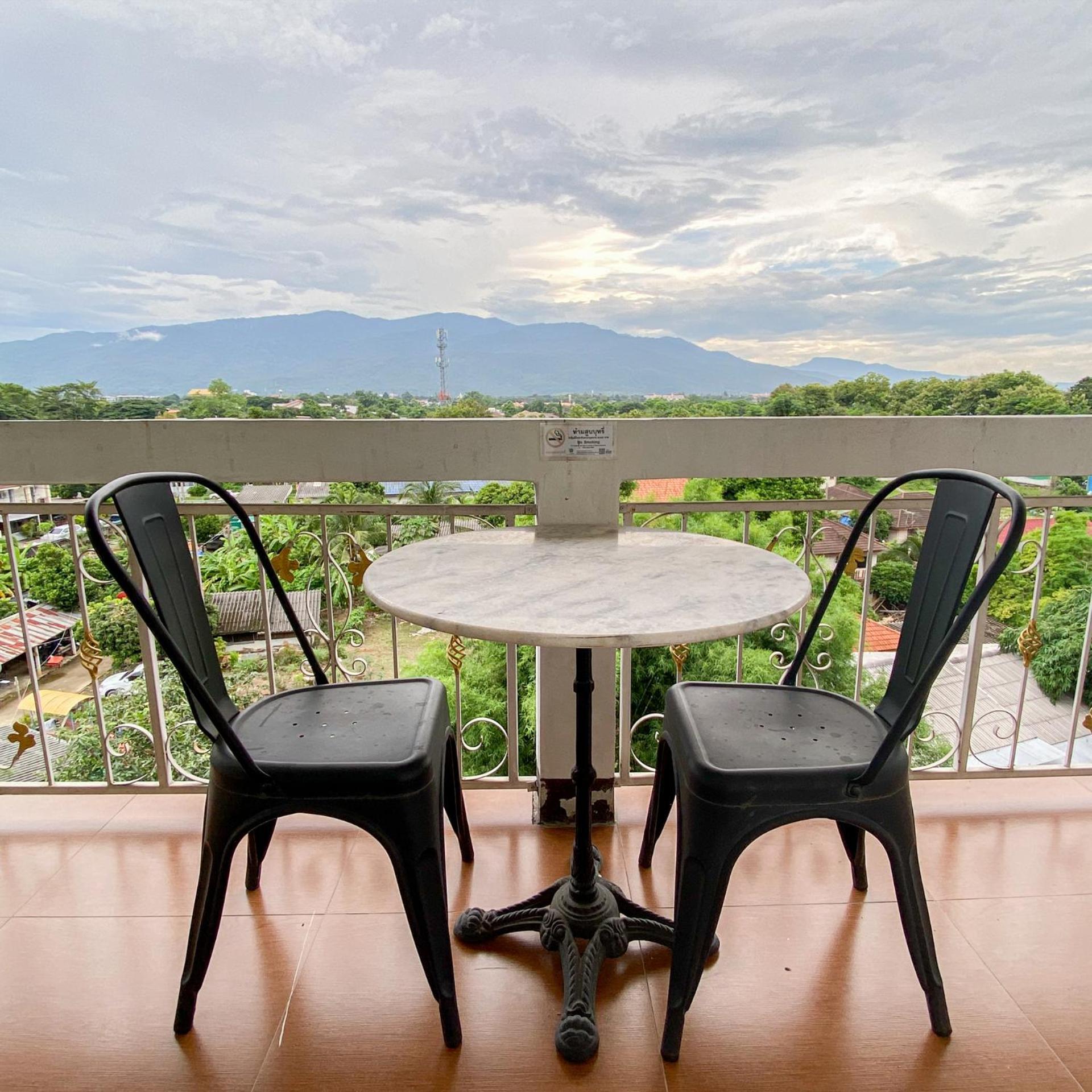 Rimtara Residence Patan Chiang Mai Exterior foto